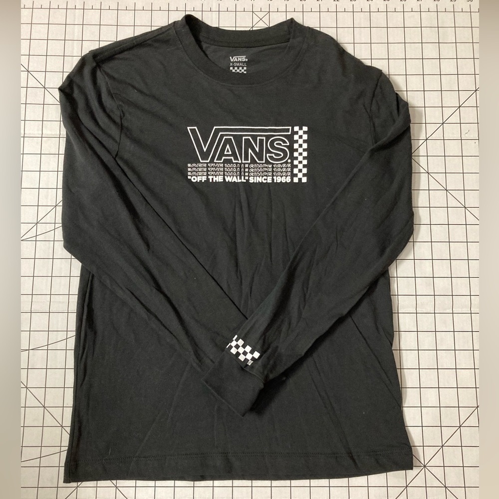 NWOT Vans Women’s XS Long Sleeve T-shirt